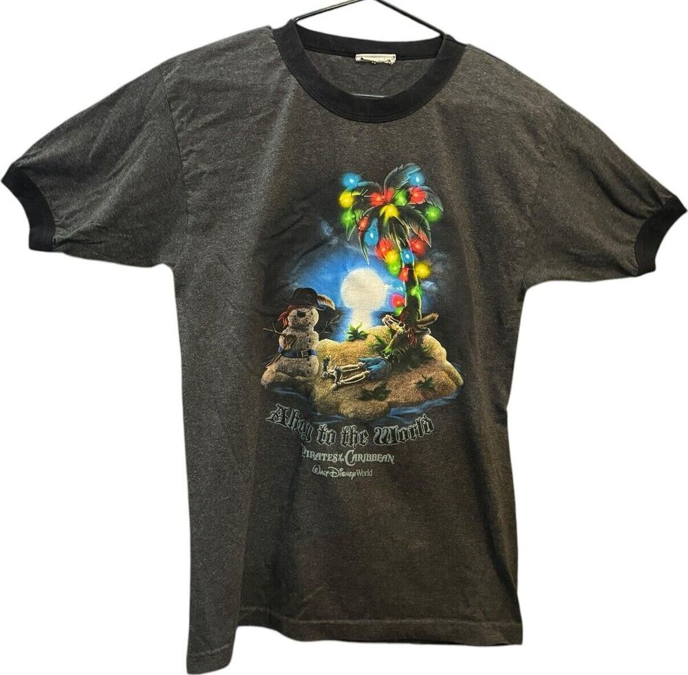 VTG Disney Parks Pirates Of The Caribbean Ahoy to the World Christmas Shirt sz L